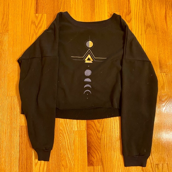 Neoclassics Tops - Neoclassics Cropped Top